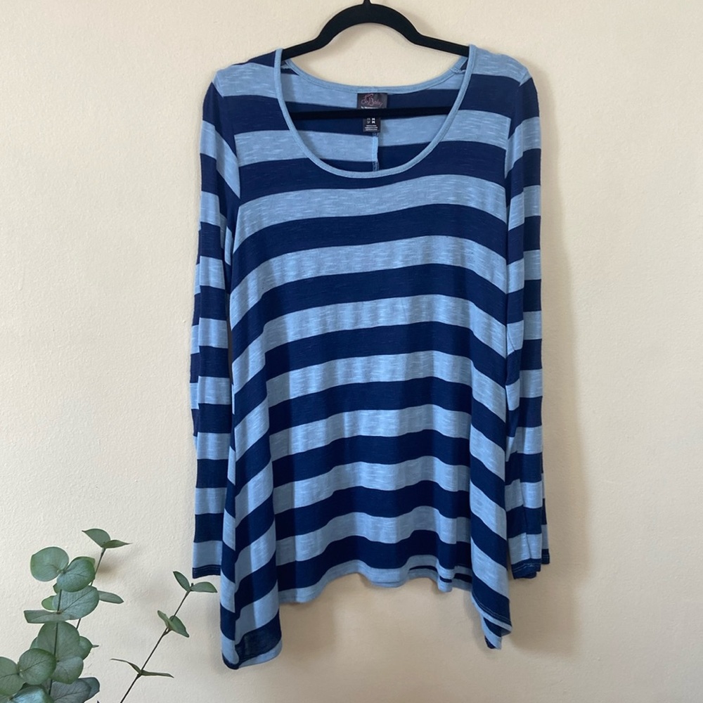 Blue Long Sleeve Hi-Lo Shark-bite hem Striped Maternity Sweater Medium Casual